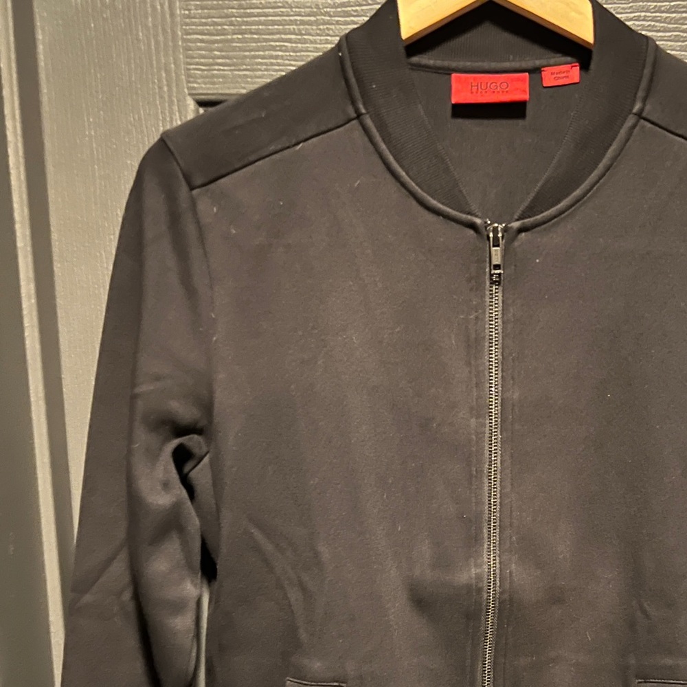 Hugo Boss zip front sweatshirt black size small like new